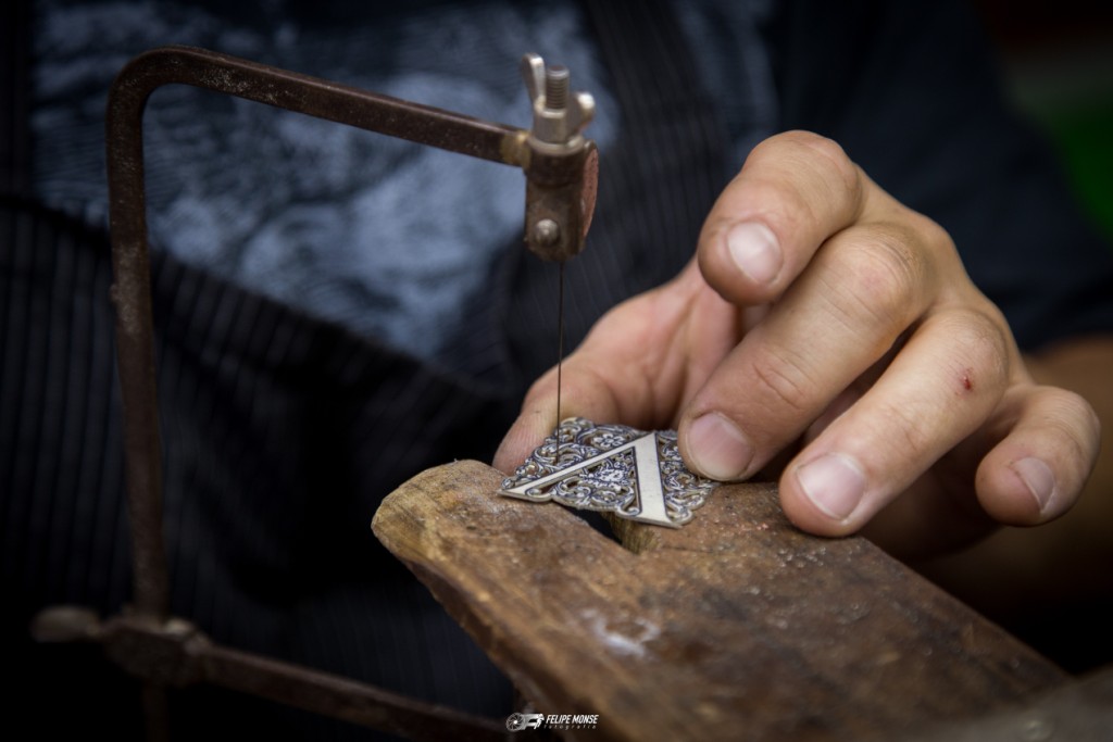 silversmith in San Antonio de Areco
